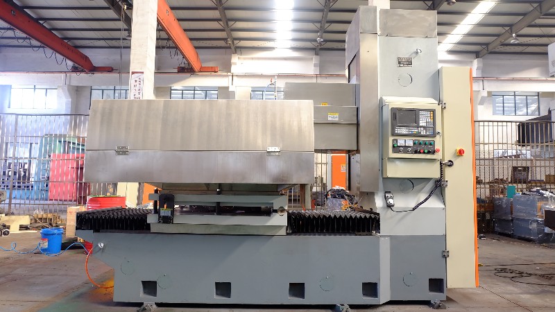 勤龙磨床分享平面磨床的保养技巧